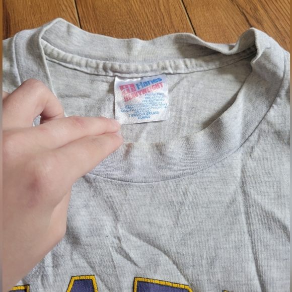 Vintage 1990 Mardi Gras Tee - Picture 5 of 10